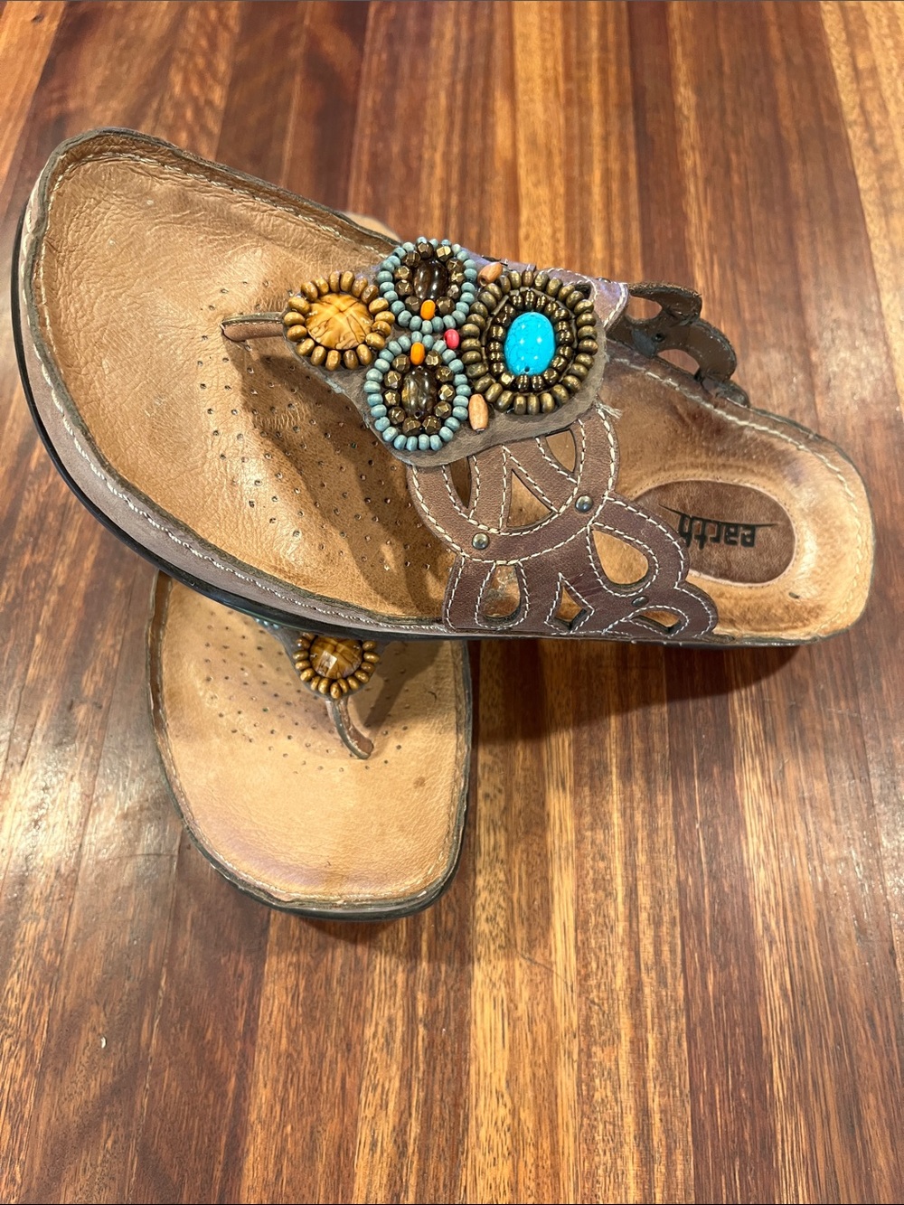 Earth freesia sandals. Size 7.5 b but see comments - Picture 3 of 7